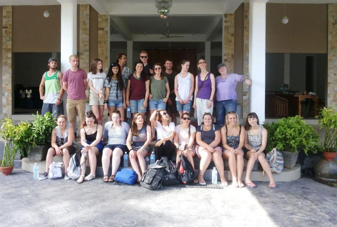 Maple Leaf Hotel Negombo Zewnętrze zdjęcie