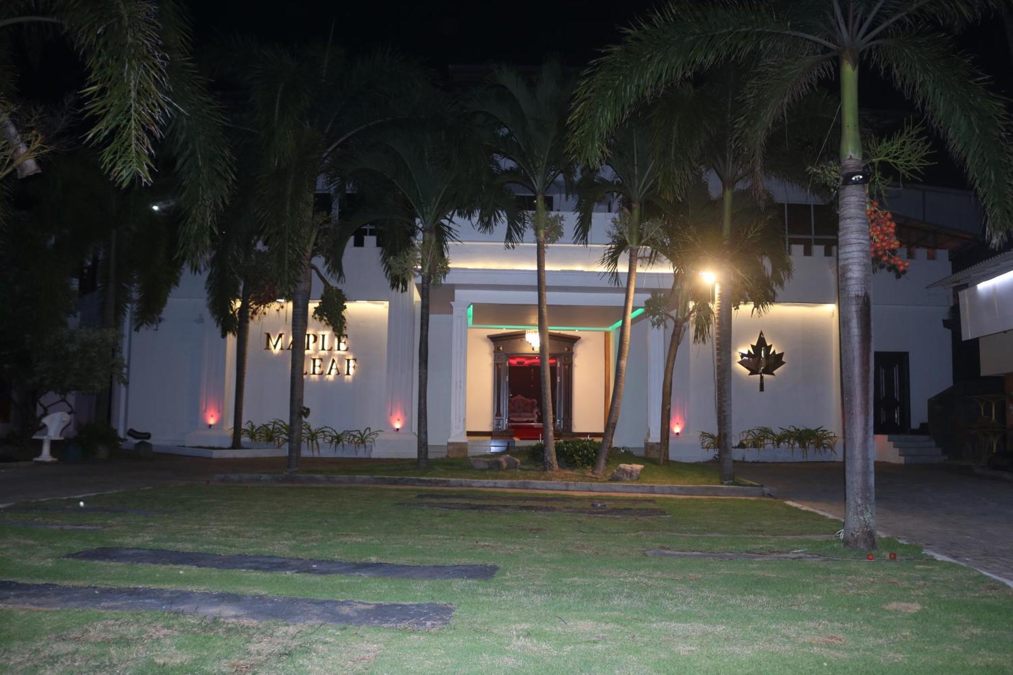 Maple Leaf Hotel Negombo Zewnętrze zdjęcie